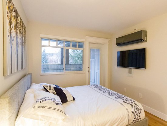 Whistler 3 Bedroom Accommodation - Stoney Creek - Lagoons - #4295