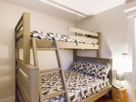 Whistler 3 Bedroom Accommodation - Stoney Creek - Lagoons - #4295