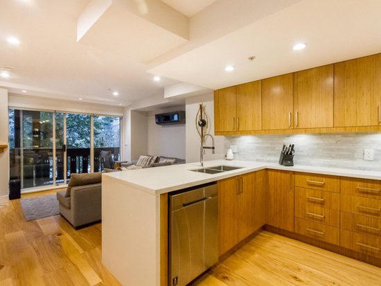 Whistler 3 Bedroom Accommodation - Stoney Creek - Lagoons - #4295