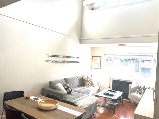 Whistler 2 Bedroom Accommodation - Glacier Lodge - #4297