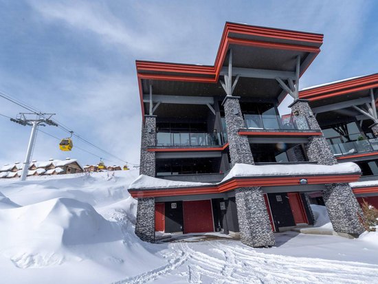 4 Bedroom Big White Vacation Rental - The Edge