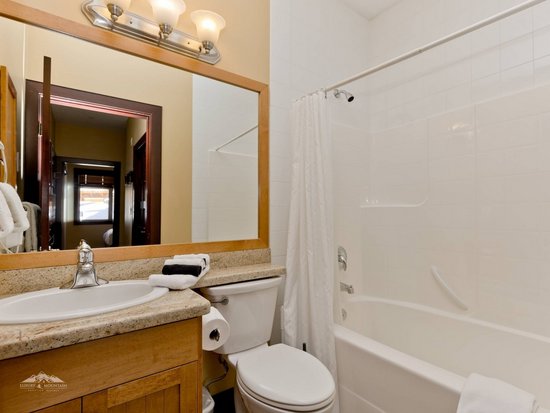 Big White 4 Bedroom Accommodation - Aspens - #4322 Big White 4 Bedroom Accommodation - Aspens - #4322