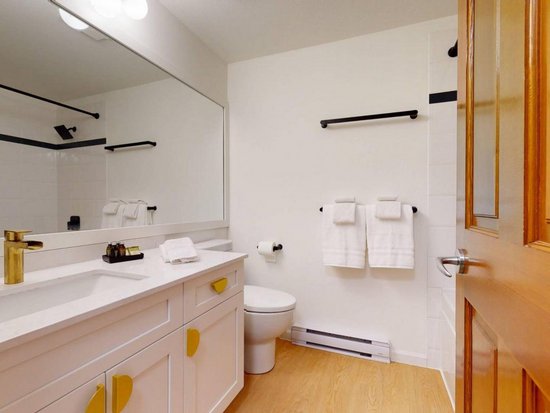 Whistler 2 Bedroom Accommodation - Stoney Creek - Lagoons - #4329