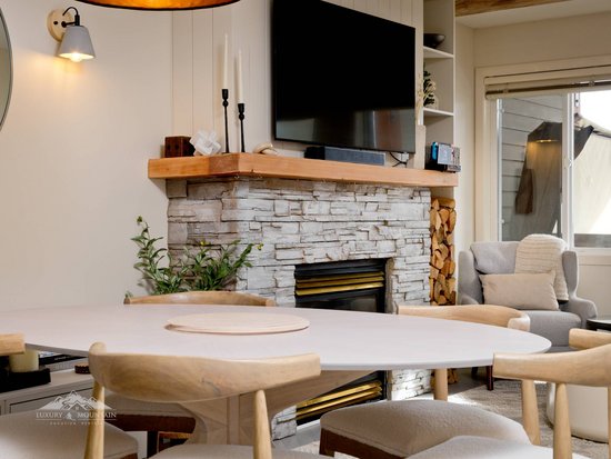 Big White 3 Bedroom Accommodation - Trappers' Crossing - #4332