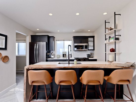 Big White 3 Bedroom Accommodation - Trappers' Crossing - #4332