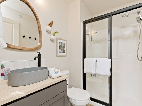 Big White 3 Bedroom Accommodation - Trappers' Crossing - #4332