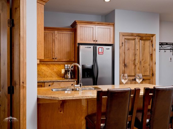 Big White 3 Bedroom Accommodation - Aspens - #4342 Big White 3 Bedroom Accommodation - Aspens - #4342