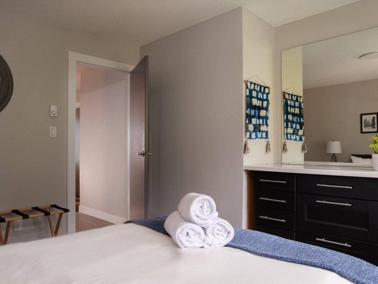 Big White 2 Bedroom Accommodation - Moguls - #4345 Big White 2 Bedroom Accommodation - Moguls - #4345