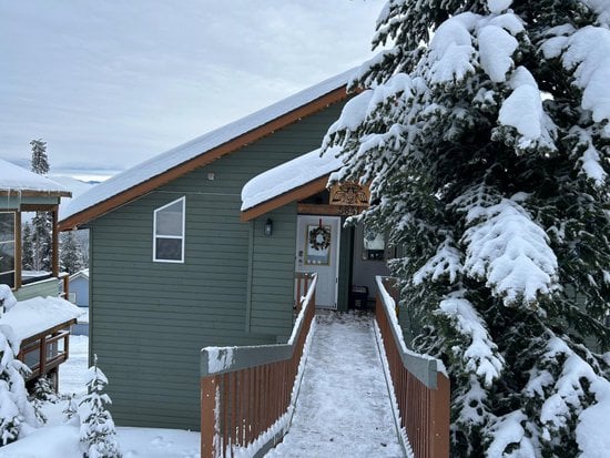 Big White 5 Bedroom Accommodation - Snow Pine Estates - #4349