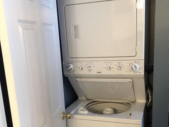 Big White 5 Bedroom Accommodation - Snow Pine Estates - #4349