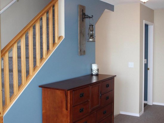 Big White 5 Bedroom Accommodation - Snow Pine Estates - #4349