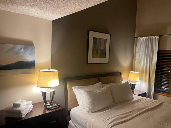 Whistler 2 Bedroom Accommodation - Lake Placid Lodge - #4351