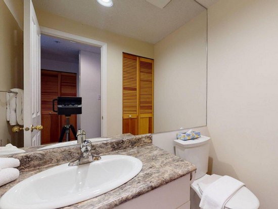 Whistler 2 Bedroom Accommodation - Lake Placid Lodge - #4351