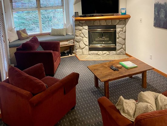 Whistler 2 Bedroom Accommodation - Lake Placid Lodge - #4351
