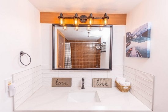 Big White Studio Accommodation - Moguls - #4355 Big White Studio Accommodation - Moguls - #4355