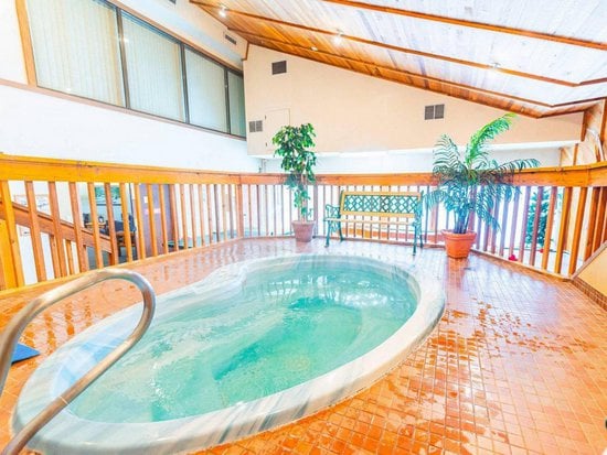 Big White Studio Accommodation - Moguls - #4355 Big White Studio Accommodation - Moguls - #4355