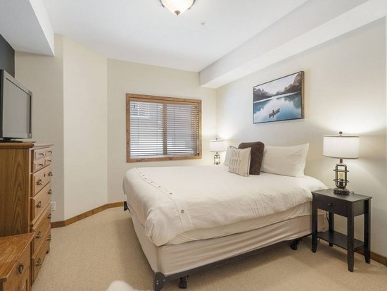 Big White 3 Bedroom Accommodation - Perfection Ridge - #4356