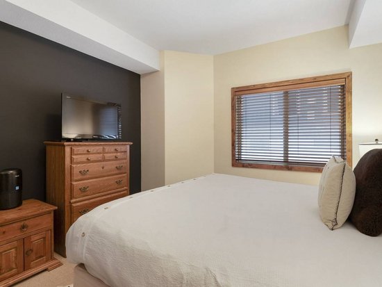 Big White 3 Bedroom Accommodation - Perfection Ridge - #4356