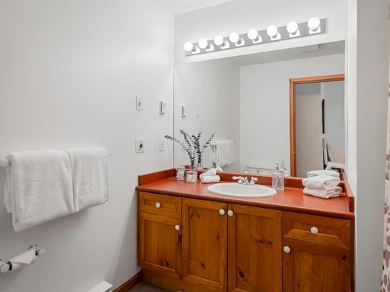 Whistler 2 Bedroom Accommodation - Deer Run - #4357