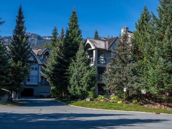 Whistler 2 Bedroom Accommodation - Deer Run - #4357