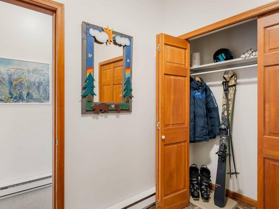 Whistler 2 Bedroom Accommodation - Deer Run - #4357