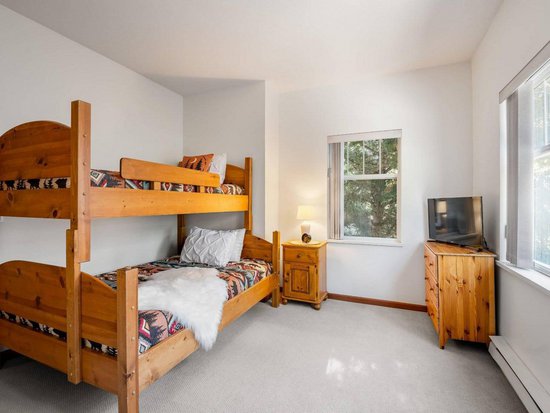 Whistler 2 Bedroom Accommodation - Deer Run - #4357