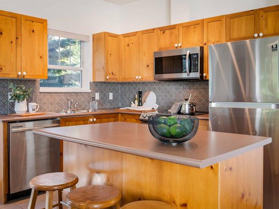 Whistler 2 Bedroom Accommodation - Deer Run - #4357