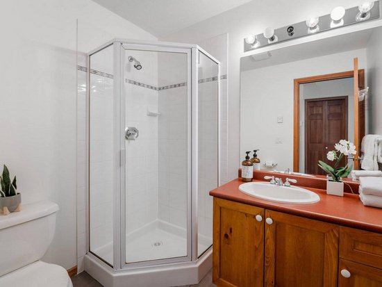 Whistler 2 Bedroom Accommodation - Deer Run - #4357