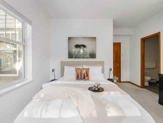 Whistler 2 Bedroom Accommodation - Deer Run - #4357