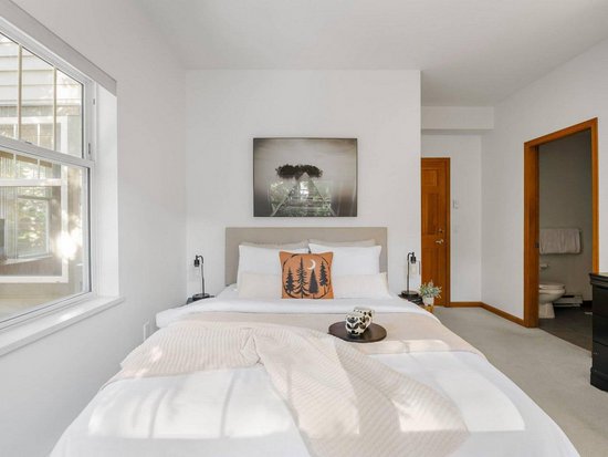 Whistler 2 Bedroom Accommodation - Deer Run - #4357