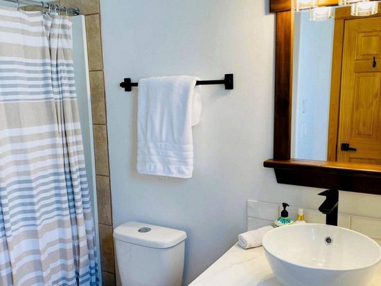 Big White 2 Bedroom Accommodation - Whitetail - #4381 Big White 2 Bedroom Accommodation - Whitetail - #4381