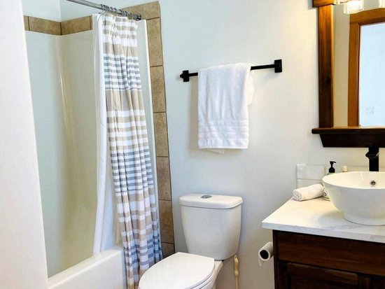 Big White 2 Bedroom Accommodation - Whitetail - #4381 Big White 2 Bedroom Accommodation - Whitetail - #4381