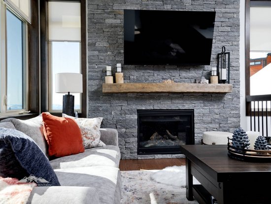 Big White 4 Bedroom Accommodation - Toboggan Run - #4382