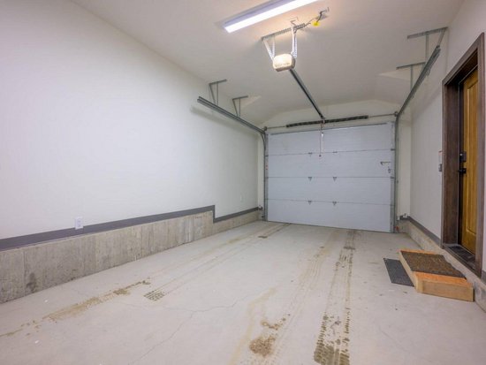 Big White 4 Bedroom Accommodation - Toboggan Run - #4382