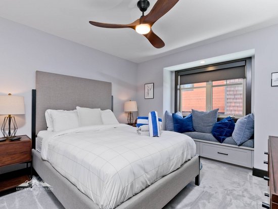 Big White 4 Bedroom Accommodation - Toboggan Run - #4382