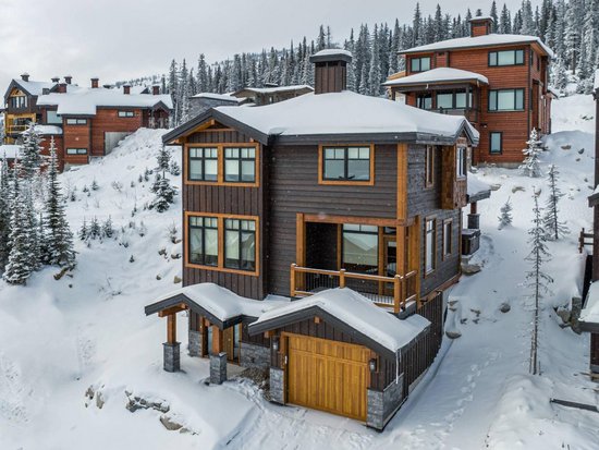 Big White 4 Bedroom Accommodation - Toboggan Run - #4382