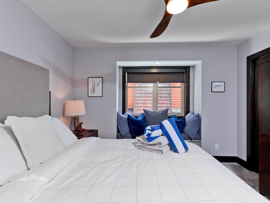 Big White 4 Bedroom Accommodation - Toboggan Run - #4382