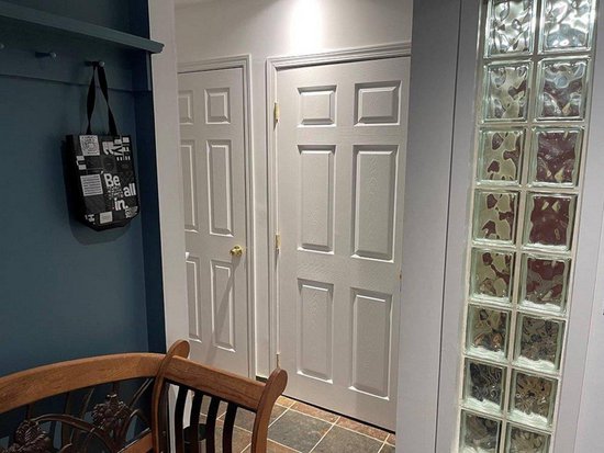 Big White 3 Bedroom Accommodation - Plaza on the Ridge - #4384 Big White 3 Bedroom Accommodation - Plaza on the Ridge - #4384