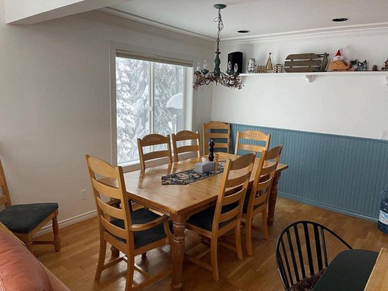 Big White 3 Bedroom Accommodation - Plaza on the Ridge - #4384 Big White 3 Bedroom Accommodation - Plaza on the Ridge - #4384