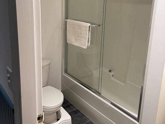 Big White 3 Bedroom Accommodation - Plaza on the Ridge - #4384 Big White 3 Bedroom Accommodation - Plaza on the Ridge - #4384