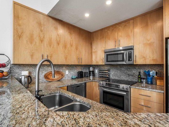 Whistler 3 Bedroom Accommodation - Blackcomb Greens - #4385