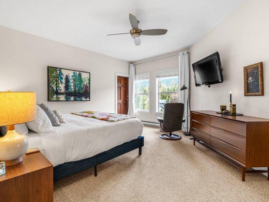 Whistler 3 Bedroom Accommodation - Blackcomb Greens - #4385