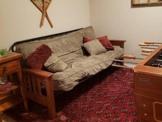 Big White 4 Bedroom Accommodation - Plaza on the Ridge - #4388 Big White 4 Bedroom Accommodation - Plaza on the Ridge - #4388