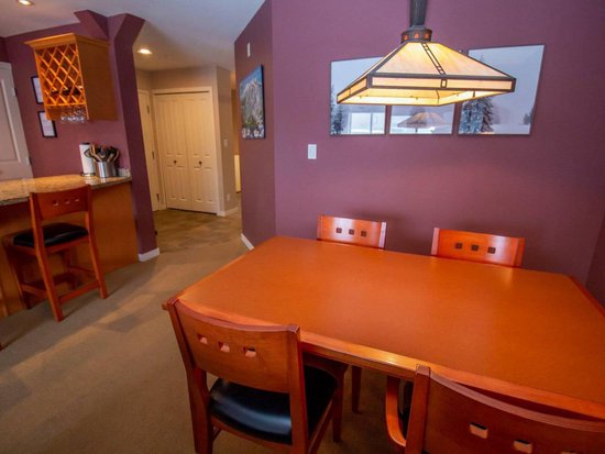 Big White 2 Bedroom Accommodation - Trappers' Crossing - #4397 Big White 2 Bedroom Accommodation - Trappers' Crossing - #4397