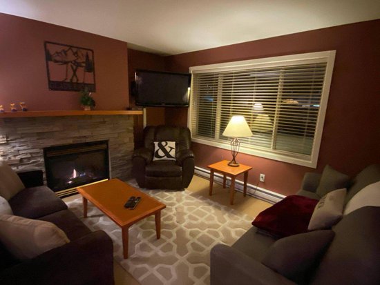Big White 2 Bedroom Accommodation - Trappers' Crossing - #4397 Big White 2 Bedroom Accommodation - Trappers' Crossing - #4397