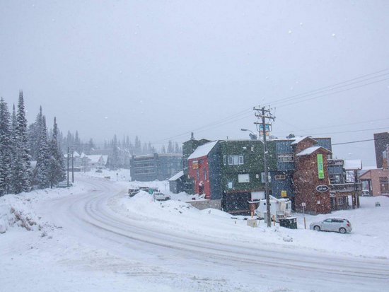 Big White 2 Bedroom Accommodation - Trappers' Crossing - #4397 Big White 2 Bedroom Accommodation - Trappers' Crossing - #4397