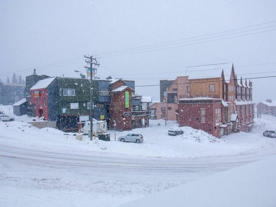 Big White 2 Bedroom Accommodation - Trappers' Crossing - #4397 Big White 2 Bedroom Accommodation - Trappers' Crossing - #4397