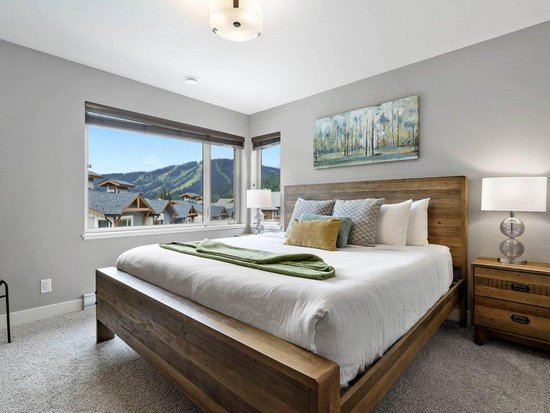 Sun Peaks 3 Bedroom Accommodation - Echo Landing - #4398 Sun Peaks 3 Bedroom Accommodation - Echo Landing - #4398