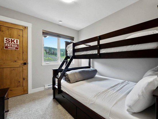 Sun Peaks 3 Bedroom Accommodation - Echo Landing - #4398 Sun Peaks 3 Bedroom Accommodation - Echo Landing - #4398