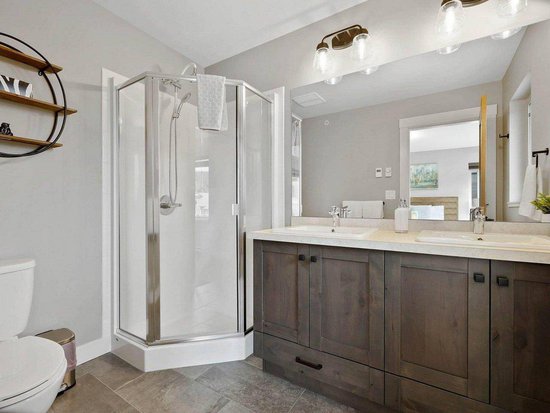 Sun Peaks 3 Bedroom Accommodation - Echo Landing - #4398 Sun Peaks 3 Bedroom Accommodation - Echo Landing - #4398